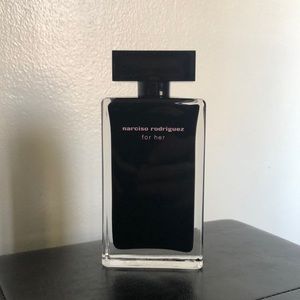 Narciso Rodriquez for her